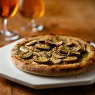  ご不明点はお電話でお問い合わせ下さい。

※当日でもお受けできますがローストが数量限定のためどちらかお選びいただけないことがございます。
・ご都合でご予約の変更もしくはキャンセルをされる場合には、お手数ですがお電話にて店舗宛にご連絡をお願い致します。(当日の変更はお受けしかねる場合がございます)
・お席は基本ご予約時間からの2時間制となります。
以上の内容につきまして予めご了承ください。 