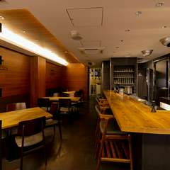 軽く飲みたい日にも、ゆっくり憩いたい日にも理想的な一軒