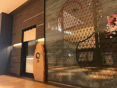 清潔感あるお洒落な落着きのある空間で、心躍るひとときを