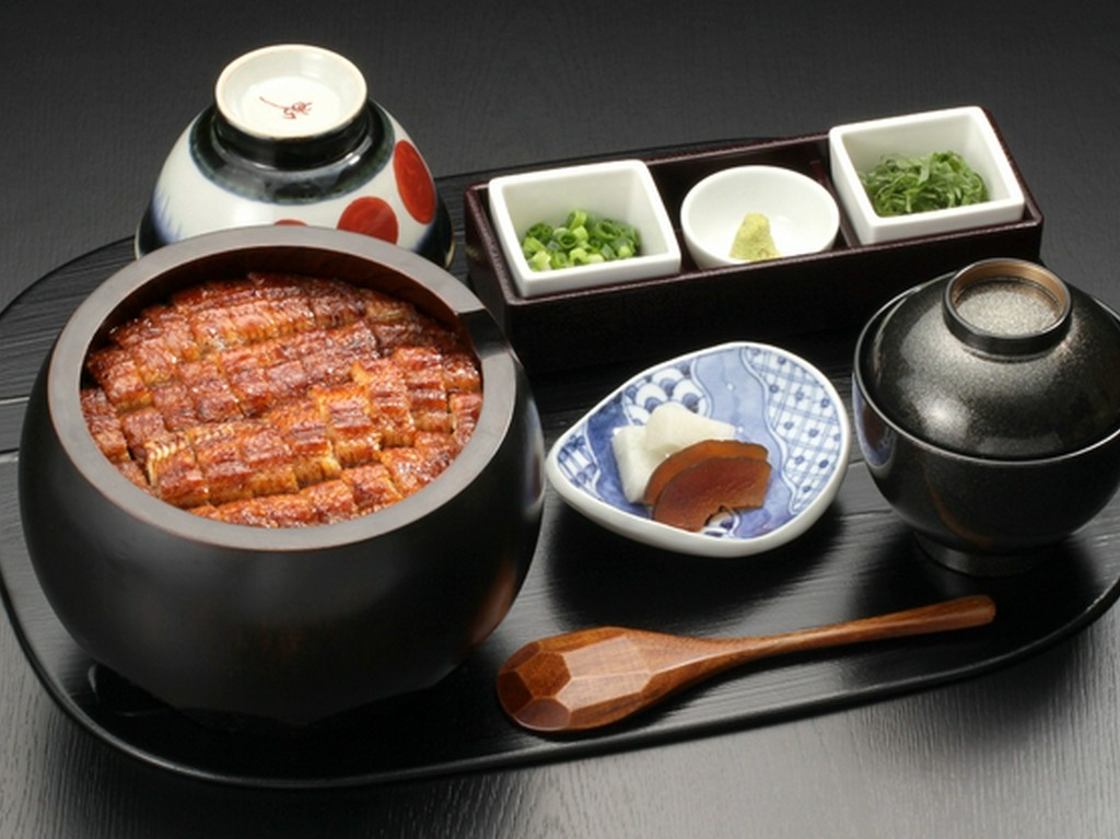 食べ方を変え、3度おいしい名古屋名物『ひつまぶし』
