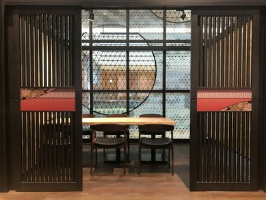 清潔感あるお洒落な落着きのある空間で、心躍るひとときを