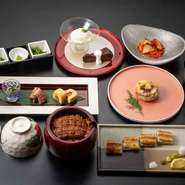 要予約 前日まで
・前菜3種
・刺身・メイン
・うなぎ白焼き
・替り鉢
・ミニひつまぶし
・漬物
・肝吸い
・デザート
