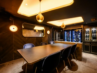 肉の魅力もラグジュアリーな空間も満喫できる、焼肉レストラン