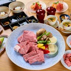 肉の旨みをダイレクトに味わう『オイル焼き』