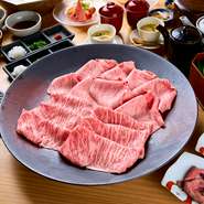 ※ディナータイム　サービス料変更のお知らせ
■改定日　8月1日～　改定後サービス料15％
※ご予約2日前にご来店最終確認でご連絡をさせて頂く場合がございます。ご連絡のつく電話番号をご記載ください。
※コース内に一部「生肉」を使用したメニューの提供がございます。苦手な場合、苦手な食材がある場合、アレルギーをお持ちの方、また、小学生以下のお子様、妊娠中のお客様が同席の場合は、ご予約時に備考欄にご記載ください。