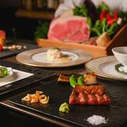 調理長特選の銘柄牛をメインにご用意。選りすぐりの食材の良さを最大限に引き出したお料理がお召し上がり頂けるコースです。