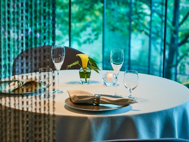 初めてでも自然体で過ごせ、正統派レストランの雰囲気を楽しめる