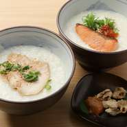 平日はお昼時から営業しているため、少し遅めのランチにも有難い存在。ディナーでも人気の『和風鶏出汁粥』『濃厚クリーム粥』は、お一人様ランチとしてもオススメです。