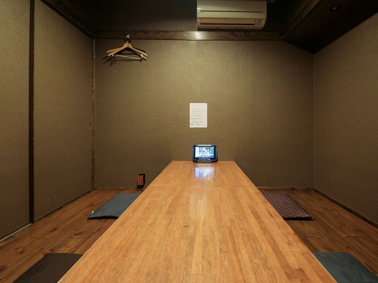 最大16名で利用できる個室もあり、グループでの宴会もおまかせ!