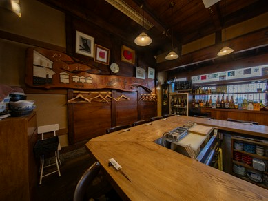 落ち着いた雰囲気の店内は、大人の二人が羽を休めるのにぴったり