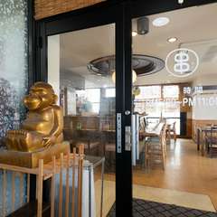 駅チカの居酒屋。シーン問わず利用可能な店内で美味を満喫