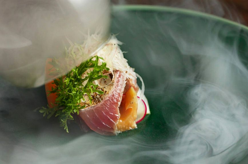 大切なパートナーと味わいたいコース料理