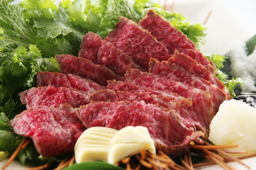 和牛炙り塩ステーキ〜高知産わさび菜を添えて〜