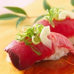 鮮度◎　生の鰹を葱・大蒜とお楽しみください
