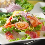魚介と野菜のおいしさを両方楽しめる欲張りなサラダです