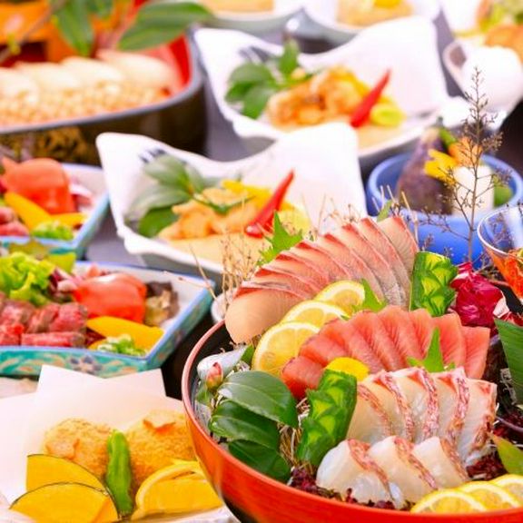 ちょっと贅沢な宴会や接待、お顔合わせ、慶事などの大切な集まりにもご好評いただいております。