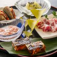 うつぼにこごり、酒盗、鯨の鹿の子、チャンバラ貝、りゅうきゅう（写真は一例）