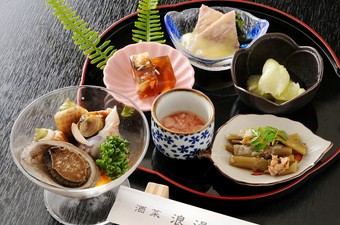 高知ならではの珍味を、お楽しみください。