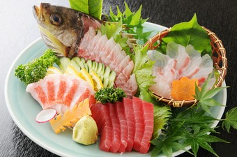 手を掛けて素材を生かす、高知の美味をご賞味ください。