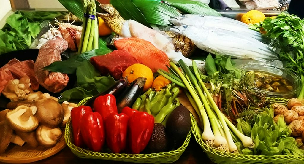 土佐の恵みを存分にお楽しみください