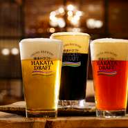 クラフトビールは、ケルシュ、アルト、スタウト、ヴァイツェンの定番4種類