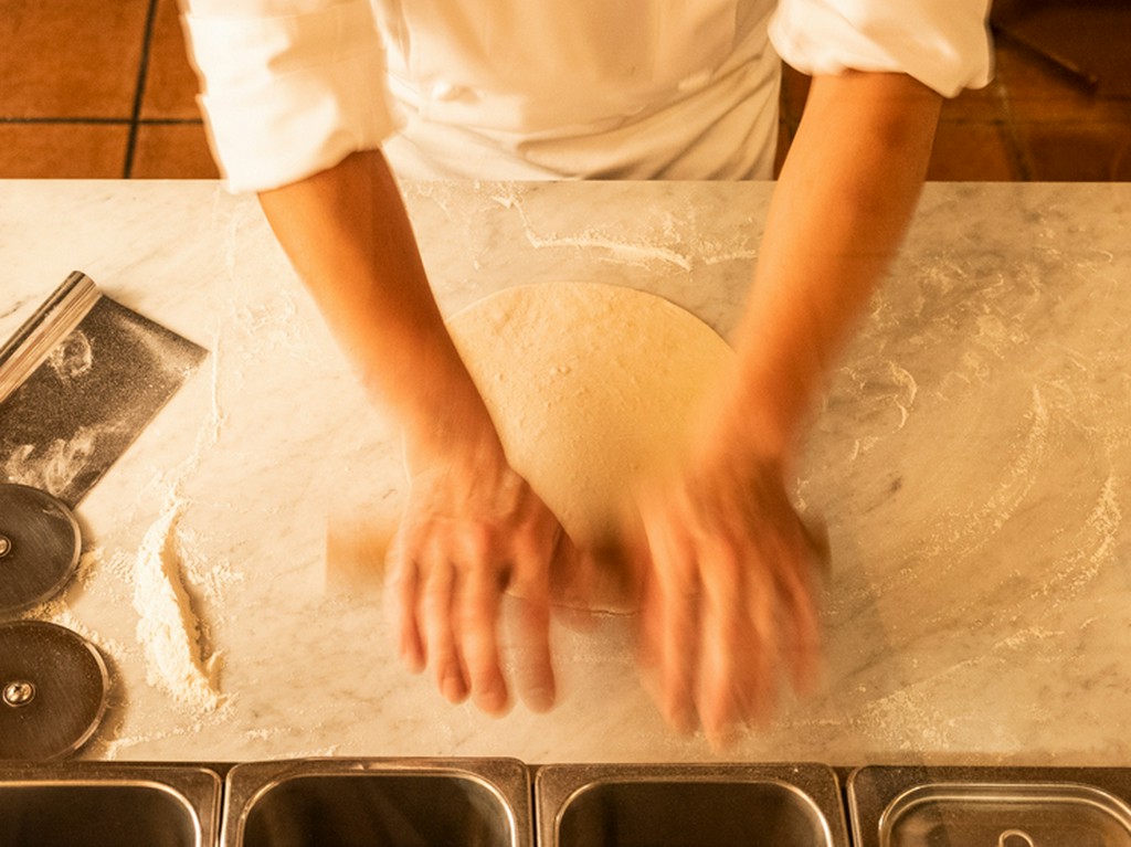 窯焼きピッツァ