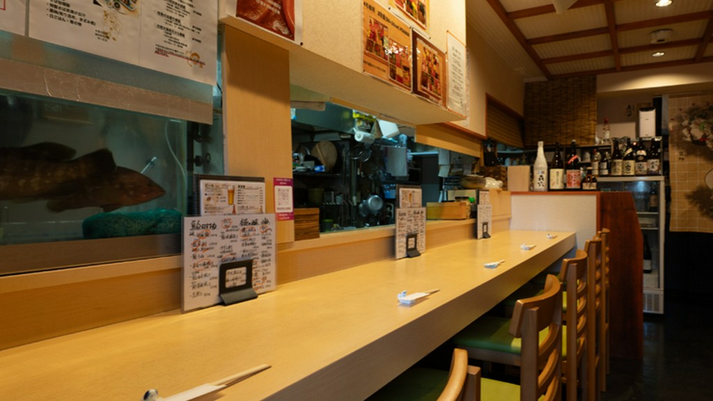 旬の鮮魚の一品料理をはじめ、当日限定のおすすめもあり