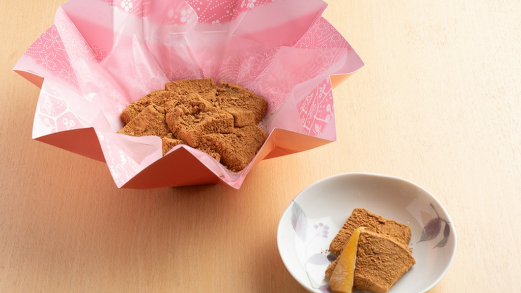 人気メニューや自家製調味料のお持ち帰りメニューもあり