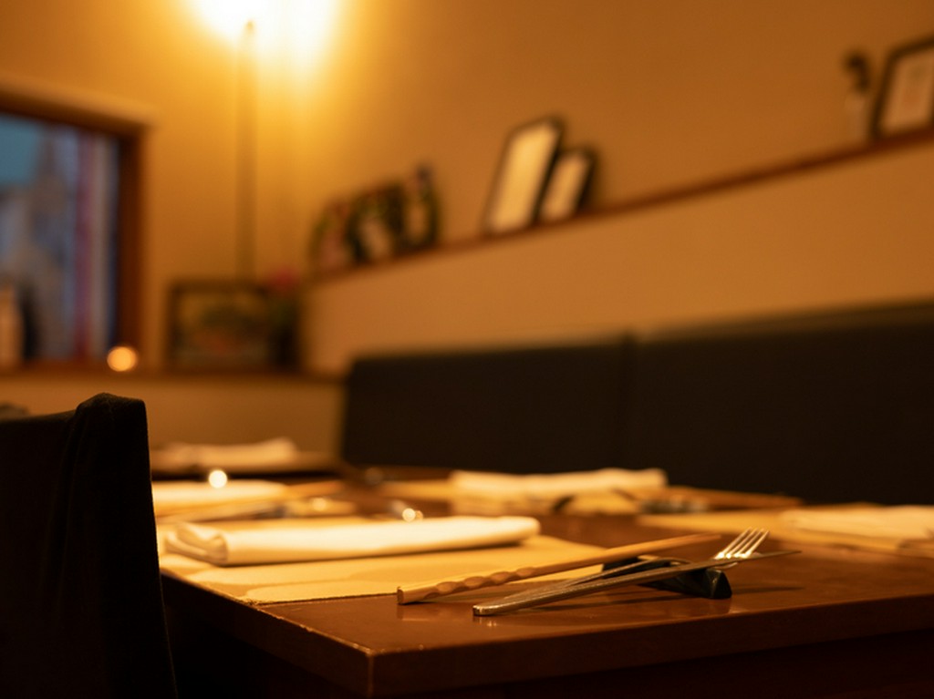 気取らずにおいしさを二人で一緒に堪能できる場所