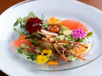 （アミューズからデザートまで6皿、Cafe、パン）