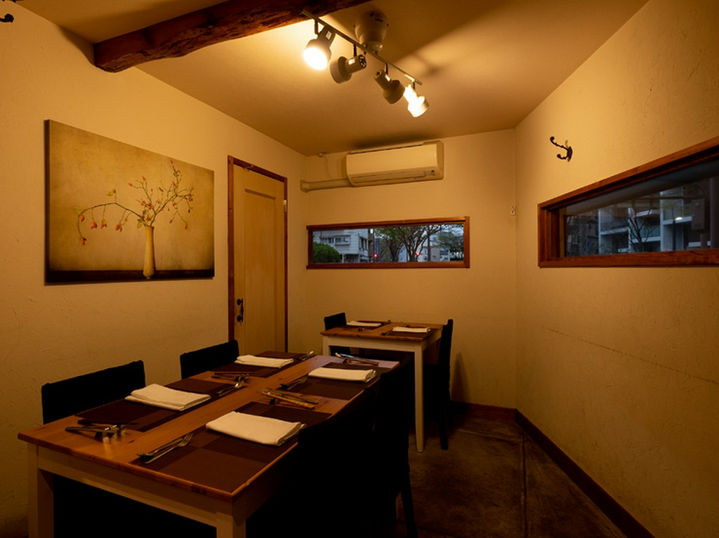 非日常を感じられる空間で、大切な食事のひと時を満喫できる店