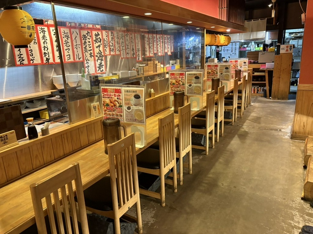 ちょっと特別なお一人様に。カウンター席もオススメ