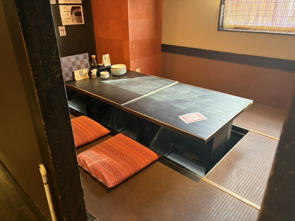 家族連れにも親しまれるえび料理専門店