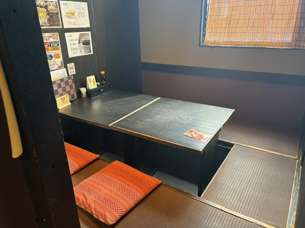 座敷（4名様向け）