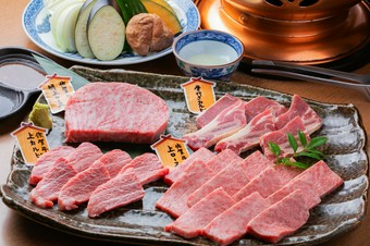 こだわりお肉をとことん楽しむ『明月セット』