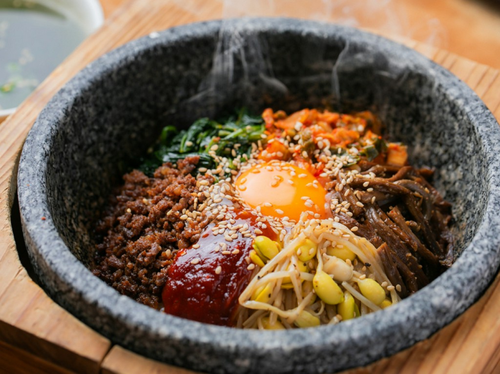 石焼ビビンバ