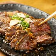 新鮮さが旨さの秘密。牛肉や野菜など、鮮度の良い食材を厳選