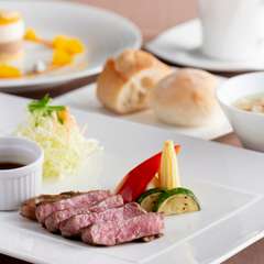 長崎の歴史が薫る南山手地区で愛されるカジュアルレストラン