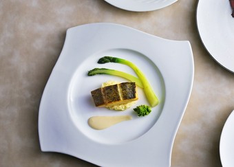 新たな美味が多数！日本×世界の上質魚介で織りなす『魚料理』