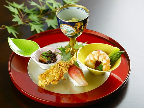 懐石料理　イメージ（前菜）