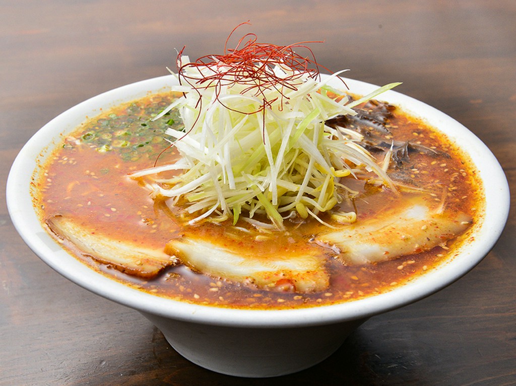 独自ブレンドの味噌が甘さと旨みをつくり出す、パンチの効いた『激辛ネギみそ』