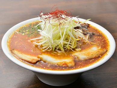 独自ブレンドの味噌が甘さと旨みをつくり出す、パンチの効いた『激辛ネギみそ』