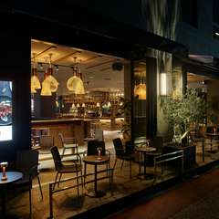 ニューヨークの一等地にあるようなスタイリッシュな空間