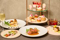新鮮魚介や彩り野菜の前菜、黒毛和牛ステーキなど選べるメイン。
季節替わりのアフタヌーンティー7種を全20種以上のドリンクと共に、 最長17時までゆったりとご堪能ください。