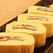 鰻をふんだんに使った、大きめサイズの『うまき』。食べ応えもあり、食事として、お酒のお供としてもオススメ。【うな和】ならではの贅沢な逸品をぜひ賞味あれ。