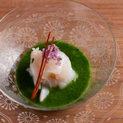 伝統の技を軸に、新趣向の料理も繰り出す