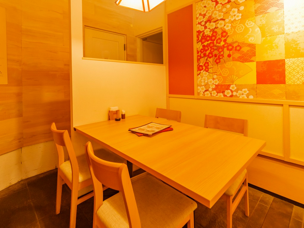 ランチでもディナーでも、小樽を訪れた二人に選んでほしい