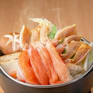 プリプリずわいがにと大ぶりほたてで迫力満点『かにすき御膳』