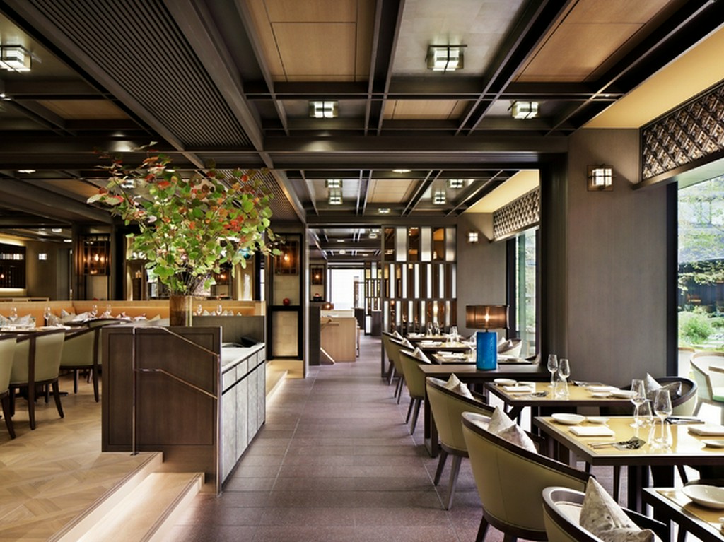 レストラン内観