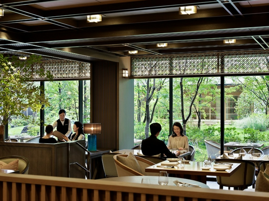 レストラン内観